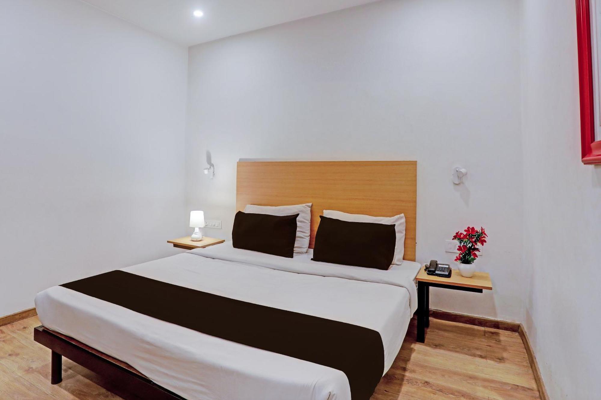 Townhouse Near Secunderabad Railway Station, Yashoda Hospital, Patny Centre Luaran gambar